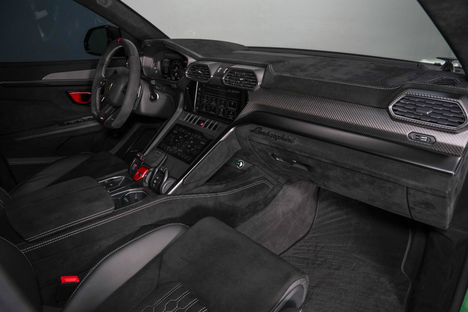 Used 2023 Lamborghini Urus Performante AWD/4WD image 37