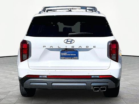 Used 2023 Hyundai Palisade SEL FWD image 5