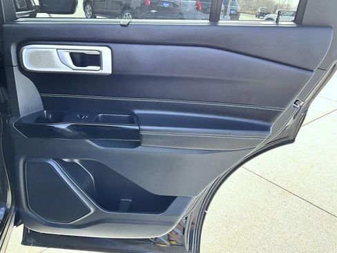 Used 2024 Ford Explorer ST w/ Equipment Group 401A image 18