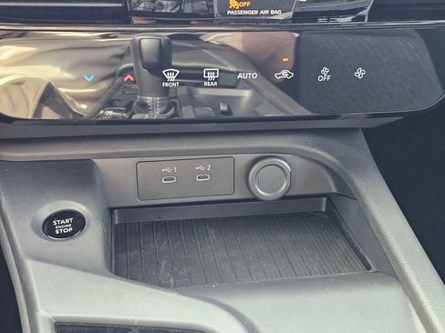 New 2026 Nissan Sentra SV w/ Floor Mat Package FWD image 14
