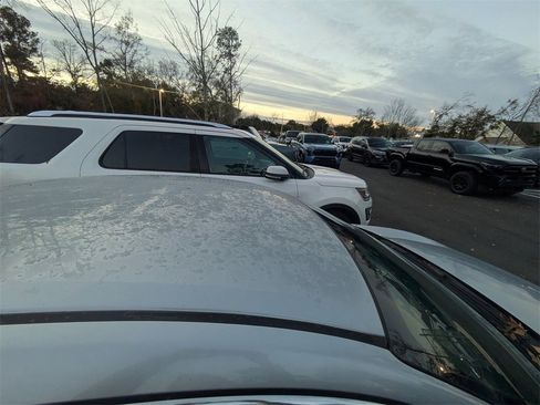 Used 2017 Honda Civic LX image 10