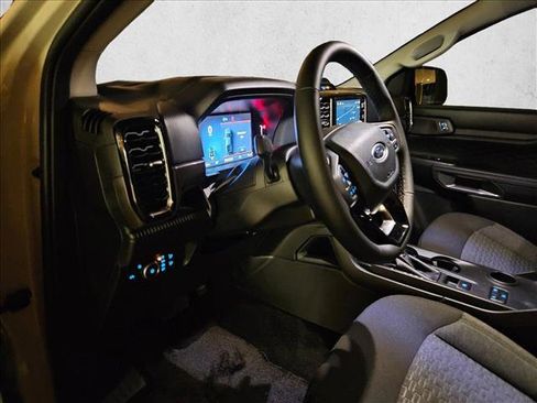 New 2025 Ford Ranger XLT w/ Equipment Group 301A High image 3