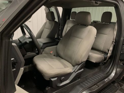 Used 2020 Ford F150 XLT image 42