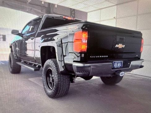 Used 2017 Chevrolet Silverado 1500 LT w/ True North Edition AWD/4WD image 9
