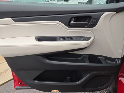 New 2026 Honda Odyssey EX-L image 16
