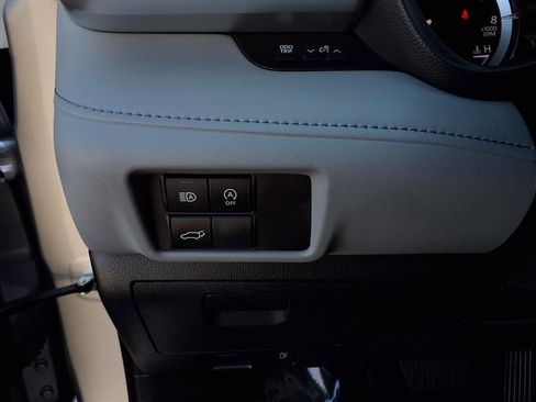 Certified 2023 Toyota Highlander LE image 14