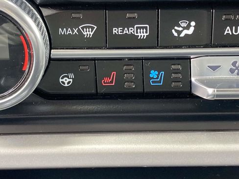 Used 2024 Ford Expedition Max XLT RWD image 25