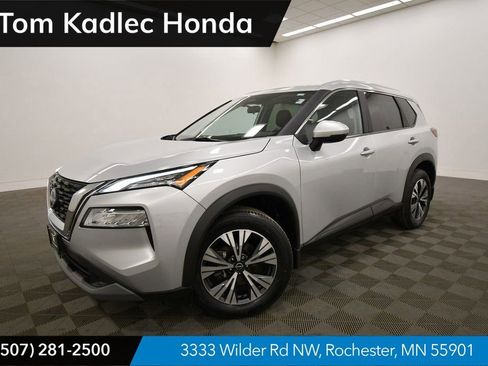 Used 2023 Nissan Rogue SV w/ SV Premium Package image 1