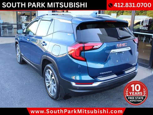 Used 2021 GMC Terrain SLT w/ Infotainment Package II AWD/4WD image 7