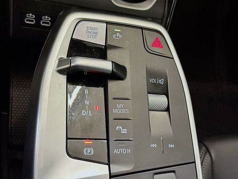 Used 2025 BMW X1 xDrive28i image 24