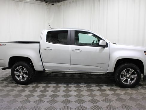 Used 2018 Chevrolet Colorado Z71 AWD/4WD image 28
