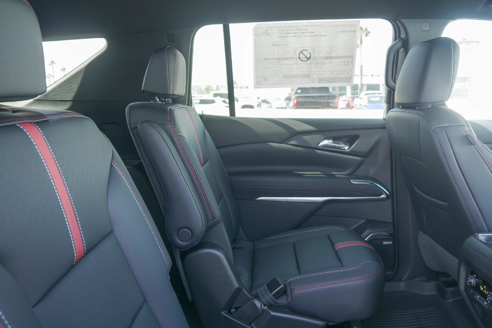 New 2026 Chevrolet Traverse RS w/ LPO, Floor Liner Package FWD image 14