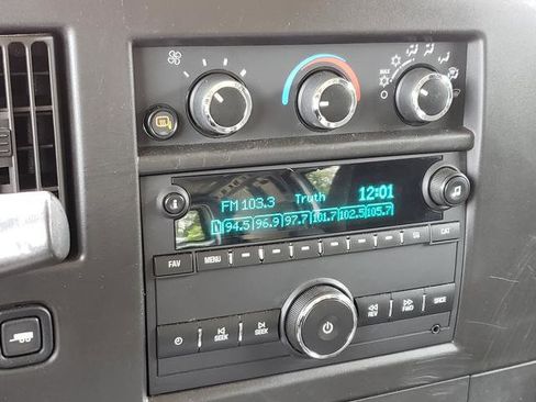 Used 2022 Chevrolet Express 2500 w/ Driver Convenience Package RWD image 22
