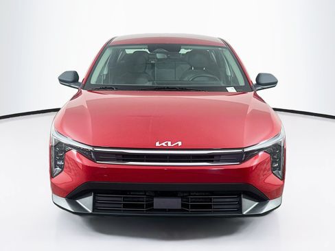 Used 2025 Kia K4 FWD image 2