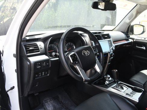 Certified 2024 Toyota 4Runner Limited AWD/4WD image 14
