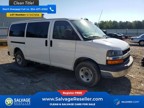 Used 2016 Chevrolet Express 3500 LT w/ LT Preferred Equipment Group RWD image 5
