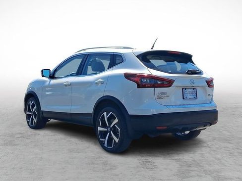 Certified 2022 Nissan Rogue Sport SL w/ Premium Package AWD/4WD image 4