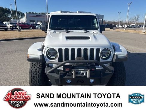 Used 2021 Jeep Gladiator Mojave image 8