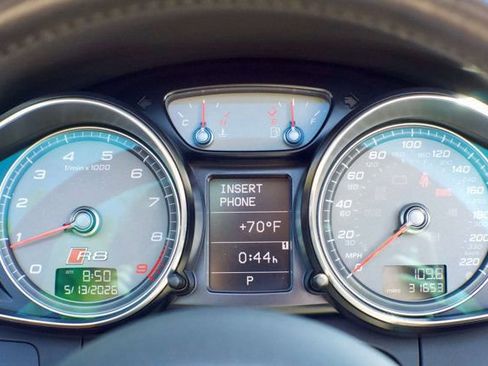 Used 2014 Audi R8 V8 w/ Convenience Package AWD/4WD image 30