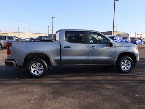 Used 2025 Chevrolet Silverado 1500 LT AWD/4WD image 9