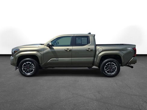 Used 2026 Toyota Tacoma TRD Sport w/ TRD Sport Premium Package AWD/4WD image 10