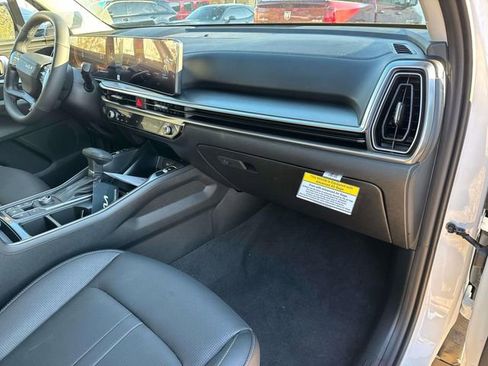 New 2026 Kia Sorento S w/ S Panoramic Sunroof Package image 17