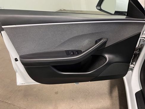Used 2025 Tesla Model 3 Long Range image 20