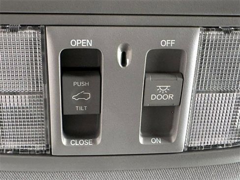 Used 2018 Honda CR-V EX-L image 33