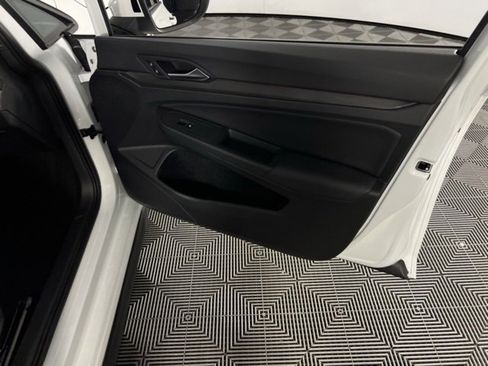 Used 2024 Volkswagen GTI Autobahn image 31