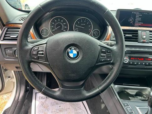 Used 2014 BMW 320i Sedan RWD image 22
