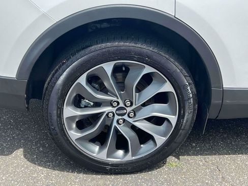 Used 2023 Lincoln Nautilus Reserve AWD/4WD image 15