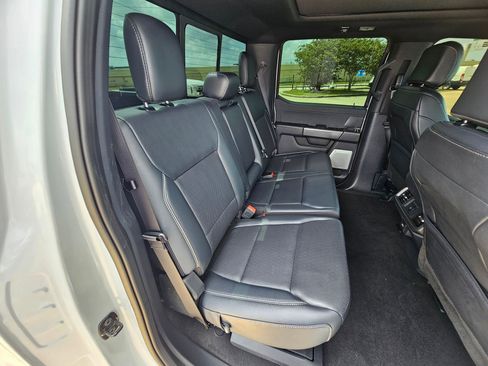 Used 2025 Ford F150 Lariat w/ Equipment Group 502A High image 32