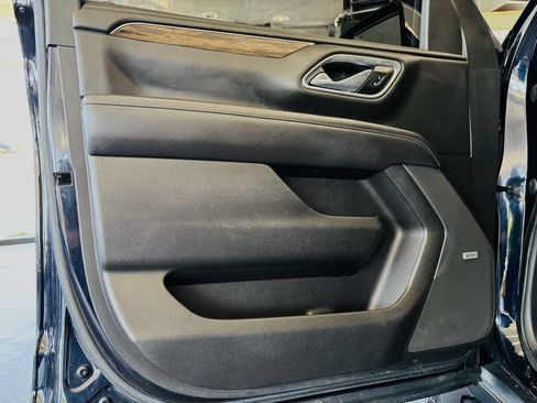Used 2021 Chevrolet Tahoe Premier AWD/4WD image 34