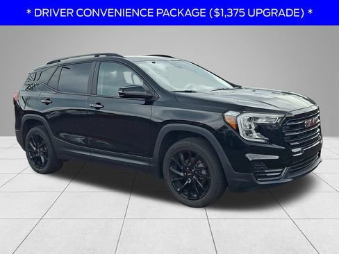 Used 2023 GMC Terrain SLE w/ Driver Convenience Package AWD/4WD image 3