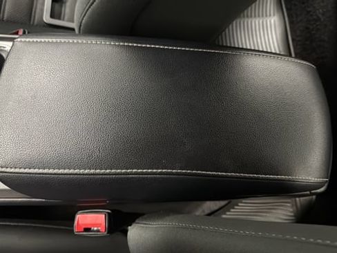 Used 2017 Ford Fusion SE FWD image 20