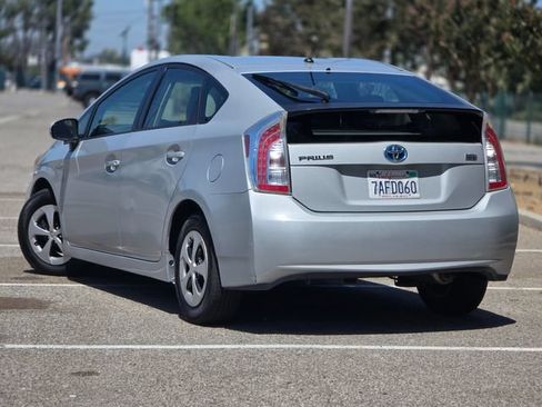 Used 2013 Toyota Prius Two FWD image 14