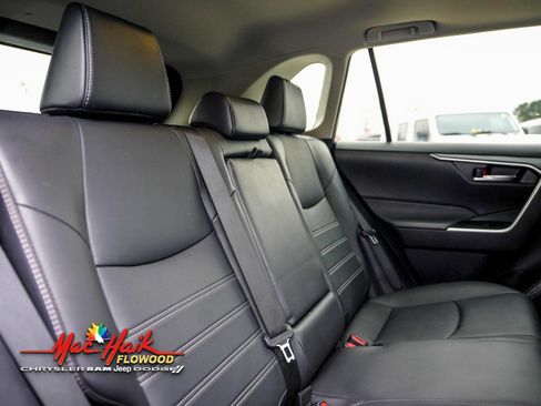 Used 2024 Toyota RAV4 XLE Premium image 14