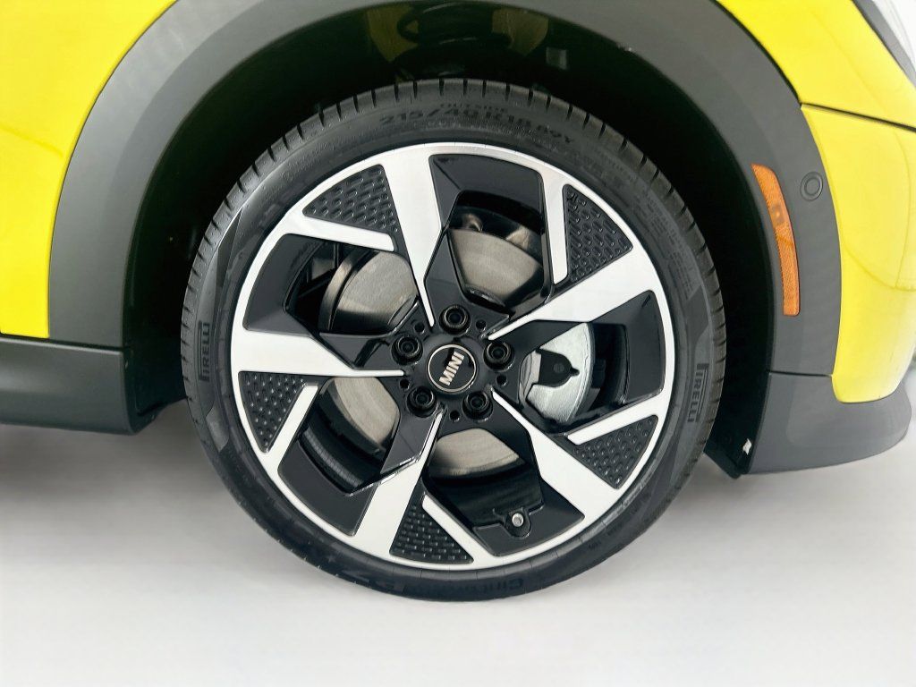 New 2027 MINI Cooper 2-Door Hardtop FWD image 29