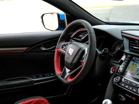 Used 2021 Honda Civic Type R image 17
