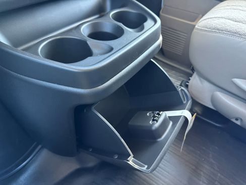 New 2025 Chevrolet Express 2500 image 26