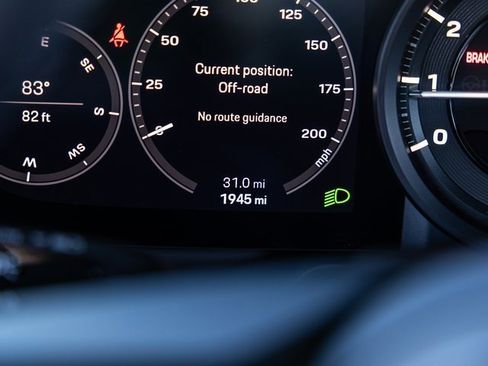 Used 2024 Porsche 911 Carrera T image 45