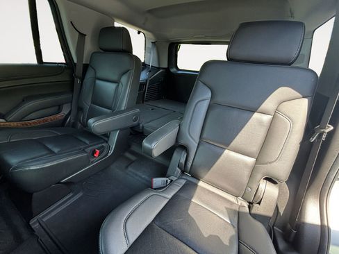 Used 2019 Chevrolet Tahoe Premier AWD/4WD image 13