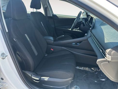 Used 2022 Hyundai Elantra SEL w/ Cargo Package FWD image 24