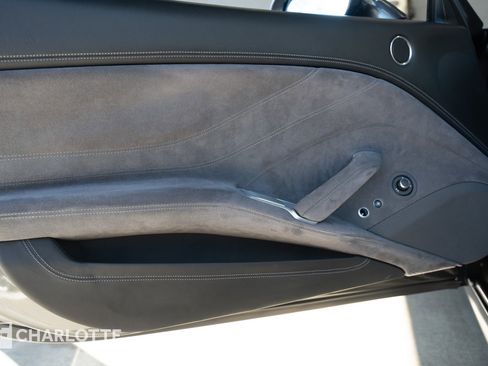 Used 2016 Ferrari California T image 19