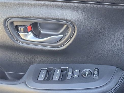 New 2026 Honda HR-V LX image 16