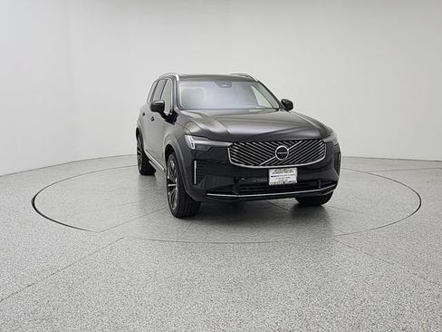 New 2026 Volvo XC90 B6 Plus w/ Protection Package Premier AWD/4WD image 2