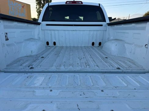 Used 2021 Toyota Tundra Limited w/ Limited Premium Package AWD/4WD image 14