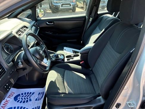 Certified 2025 Nissan Leaf SV Plus FWD image 19