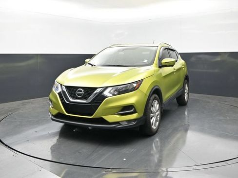 Used 2020 Nissan Rogue Sport SV w/ Technology Package FWD image 4