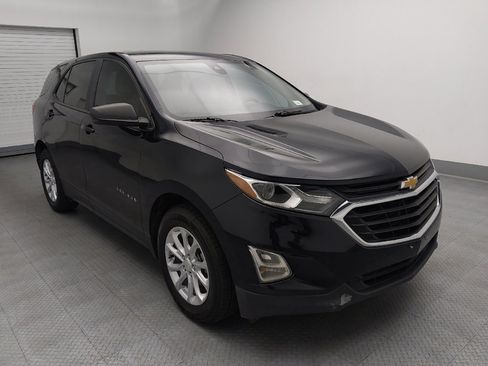 Used 2021 Chevrolet Equinox LS w/ LS Convenience Package FWD image 14